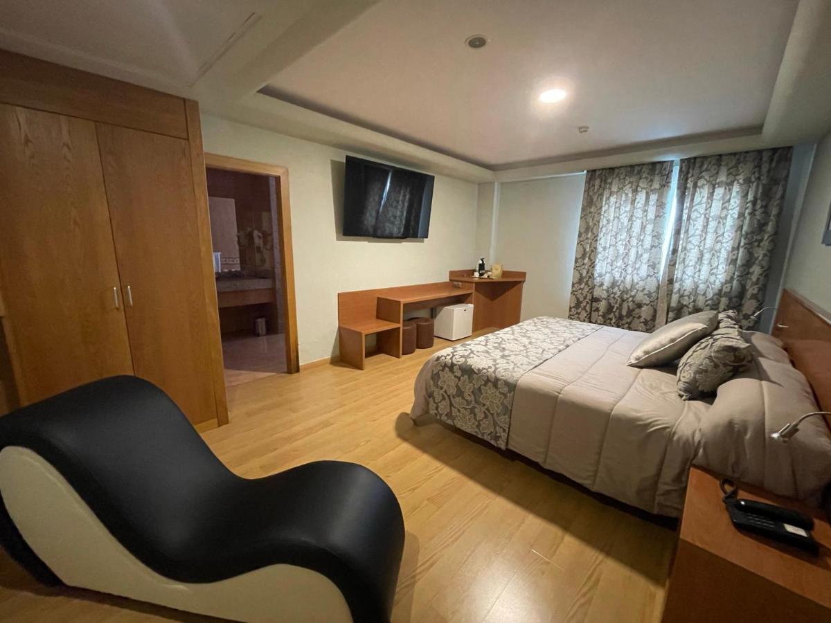 Hotel Cies Calvarrasa de Abajo Zewnętrze zdjęcie